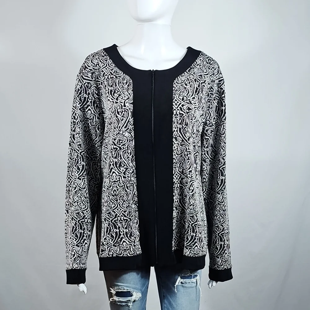 Chico's Travelers Black & White Baroque Pattern Travel Knit Zip Up Jacket